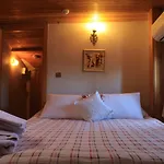Szálloda Tom Square Boutique 3*