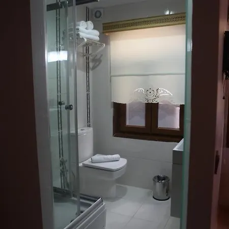 Hotell Tom Square Boutique