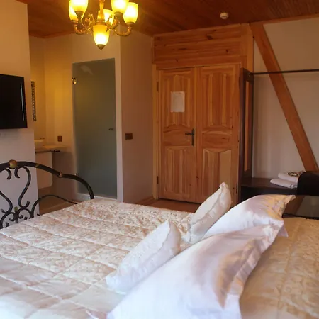 Tom Square Boutique Hotell