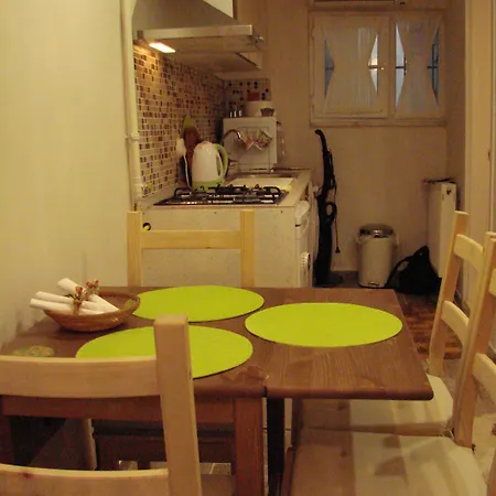 Tom Square Boutique Hotel