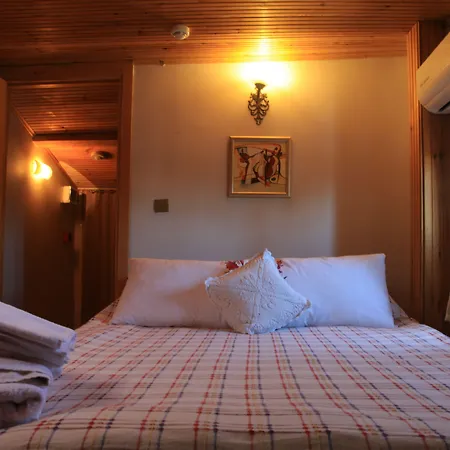 Hotell Tom Square Boutique 3*