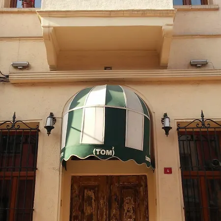 Hotell Tom Square Boutique