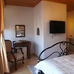 Ξενοδοχείο Tom Square Boutique 3*