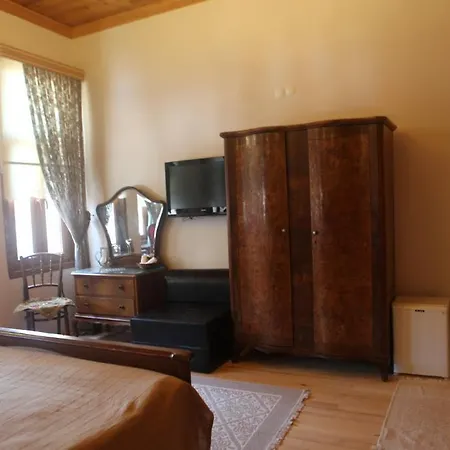 Tom Square Boutique Hotel 3*