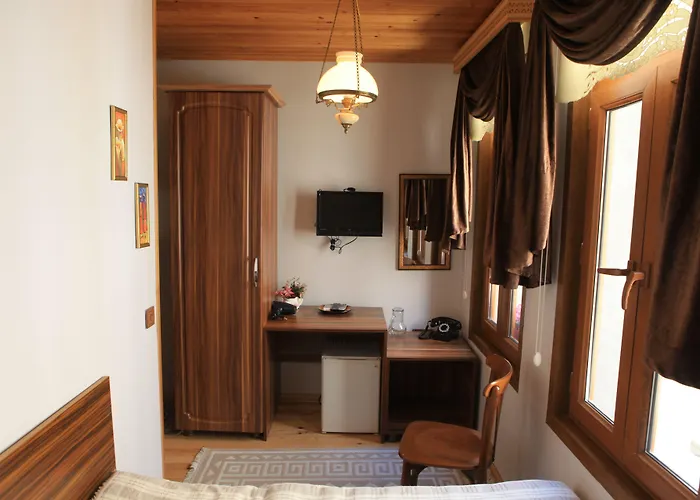 Hotell Tom Square Boutique 3*