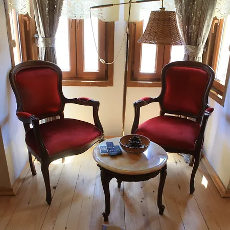 Tom Square Boutique Ξενοδοχείο 3*