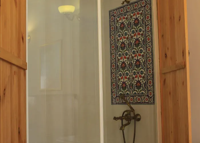 فندق توم سكوير بوتيك